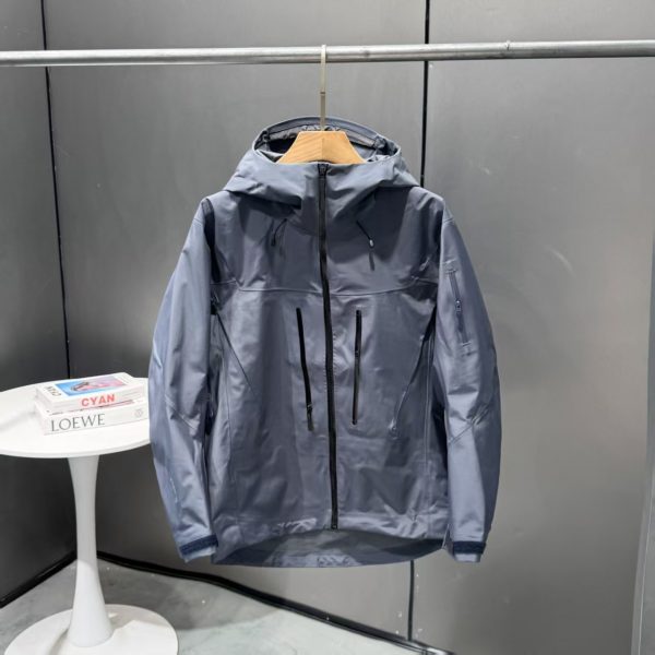 Outdoor Windproof And Waterproof Hardshell Jacket For Sports