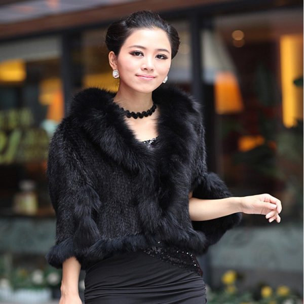 Womens Short Coat With A Fox-fur Collar