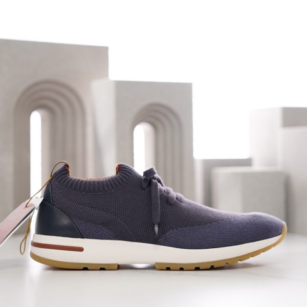 Fashionable Casual Flyknit Mesh Mens Shoes