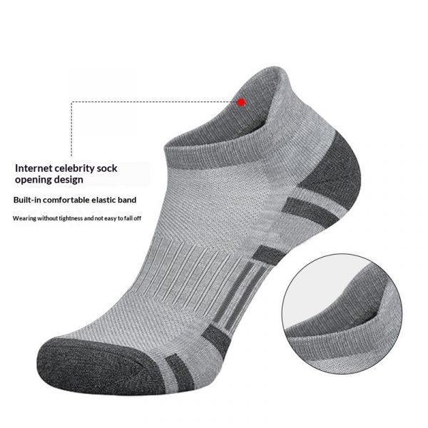 Lightweight, Sweat-wicking Mens Socks For Comfort