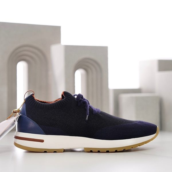 Fashionable Casual Flyknit Mesh Mens Shoes