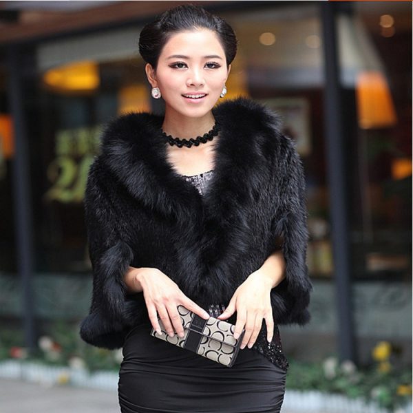 Womens Short Coat With A Fox-fur Collar